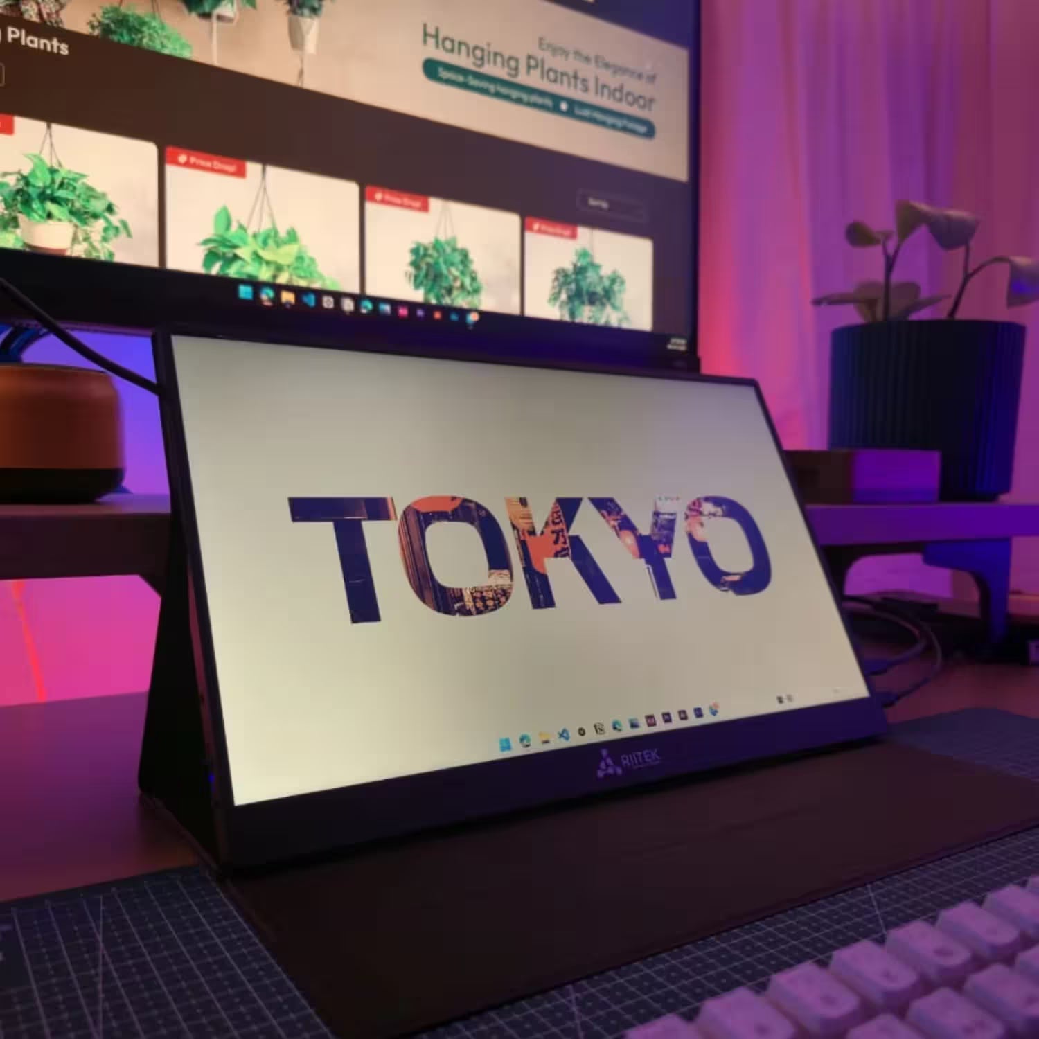 How Rutvik uses the RIITEK 15.6 Inch Touchscreen Portable Monitor for Work, Gaming & Everyday Productivity