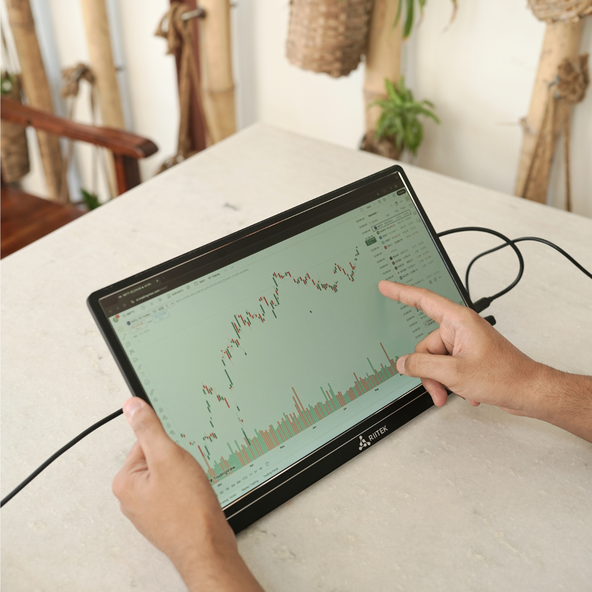 Riitek 15.6 Inch Portable Touchscreen Monitor